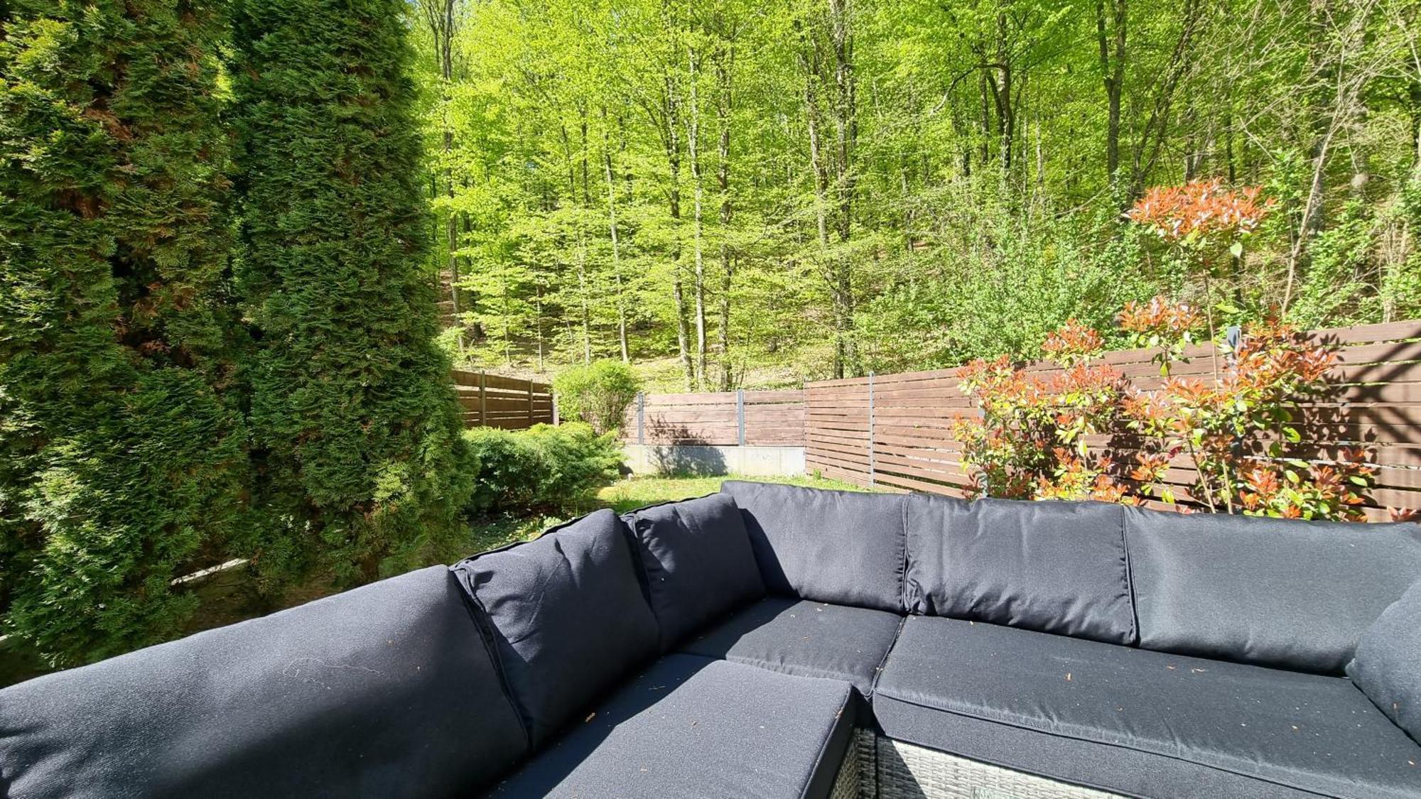 Quaint Townhome W Forest View Appartamento *