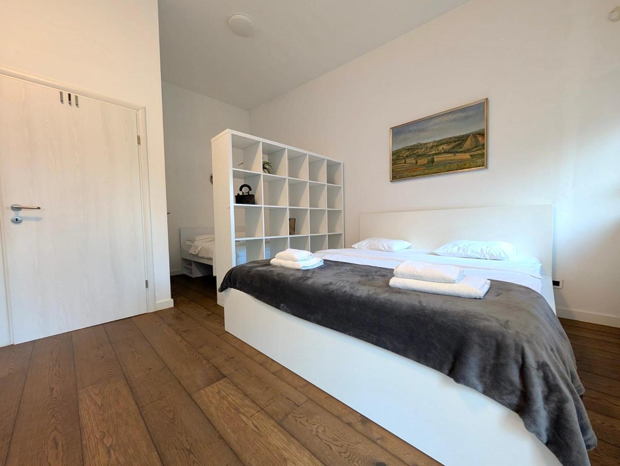 Quaint Townhome W Forest View Appartamento *